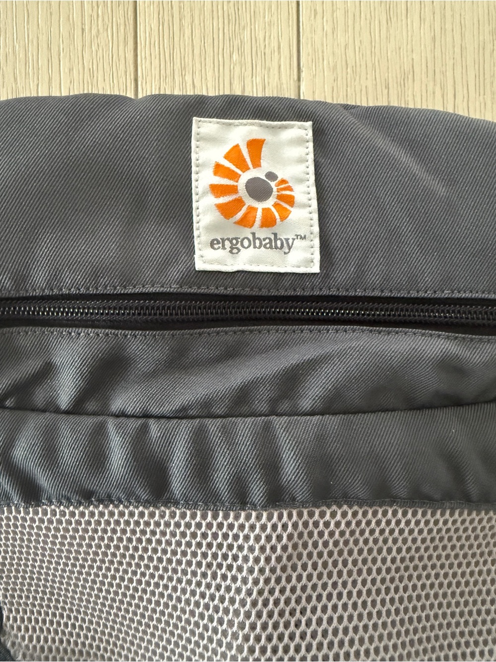 Ergobaby 360 Carrier Carbon Grey